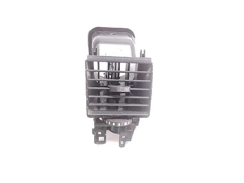 Recambio de aireador izquierdo para land rover range rover sport v6 td hse referencia OEM IAM JBD5000170XXX  