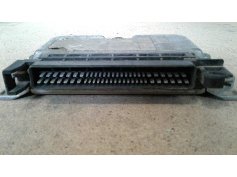 Recambio de centralita motor uce para peugeot 206 berlina 1.4 referencia OEM IAM 0261206216 BOSCH 44804