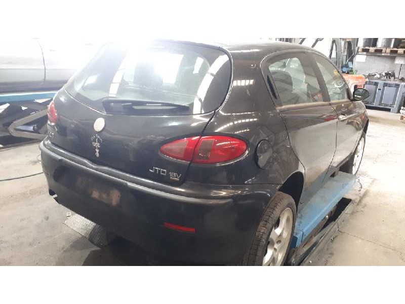 alfa romeo 147 (190) del año 2004