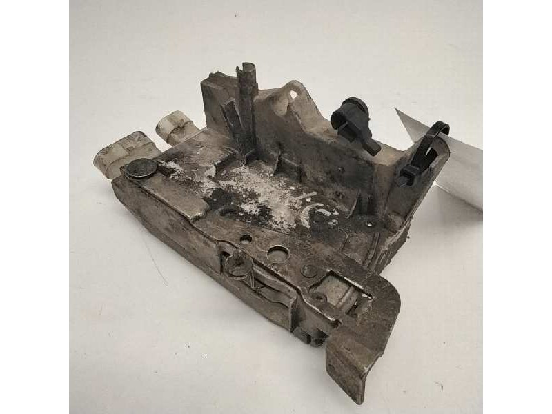 Recambio de cerradura puerta delantera izquierda para lancia delta 1.9 turbodiesel cat referencia OEM IAM   45020