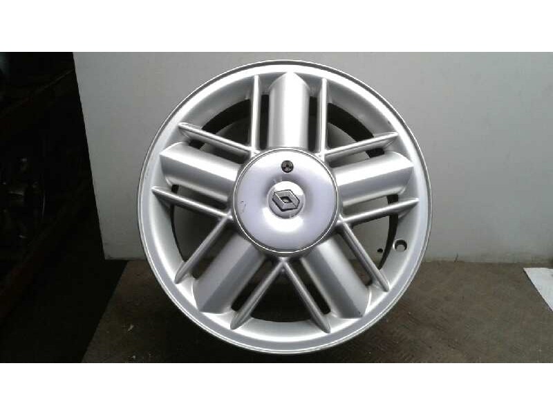 Recambio de llanta aluminio para renault megane ii classic berlina referencia OEM IAM 165TORNILLOS  
