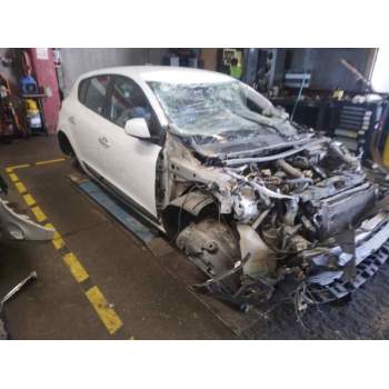 renault megane iii berlina 5 p del año 2010