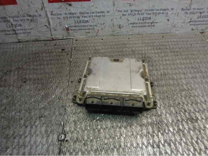 Recambio de centralita motor uce para renault trafic caja cerrada (ab 4.01) 1.9 diesel referencia OEM IAM 8200118526 BOSCH 348