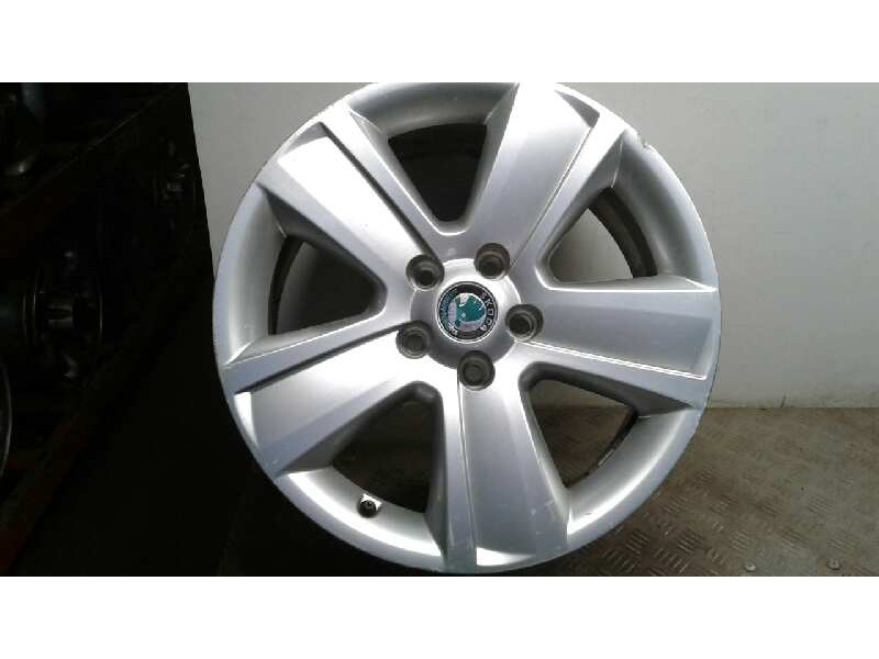 Recambio de llanta aluminio para skoda superb (3u4) comfort referencia OEM IAM 175TORNILLOS  