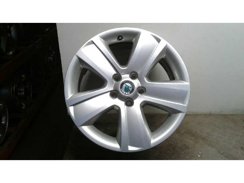 Recambio de llanta aluminio para skoda superb (3u4) comfort referencia OEM IAM 175TORNILLOS  