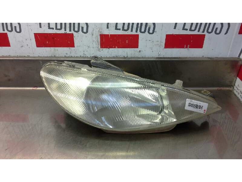 Recambio de faro derecho para peugeot 206 berlina 1.9 diesel referencia OEM IAM   