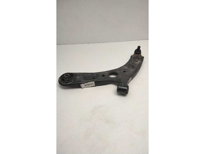 Recambio de brazo suspension inferior delantero derecho para hyundai i30 (gd) 1.4 cat referencia OEM IAM   