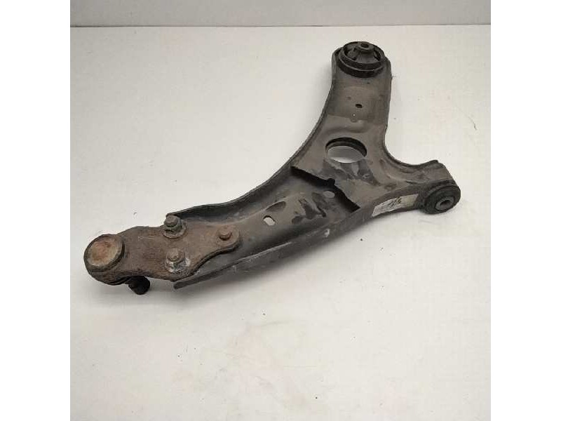 Recambio de brazo suspension inferior delantero derecho para hyundai i30 (gd) 1.4 cat referencia OEM IAM   