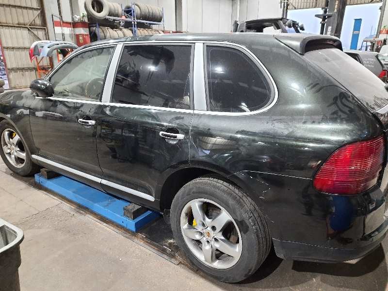 porsche cayenne (typ 9pa) del año 2006
