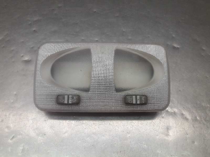 Recambio de luz interior para fiat doblo (119) 1.9 8v dynamic / multijet dynamic plus (77kw) referencia OEM IAM 735244963  