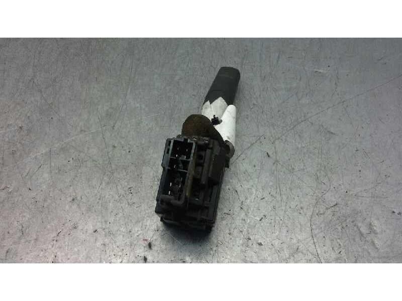 Recambio de mando limpia para citroen berlingo 1.9 diesel referencia OEM IAM   45476