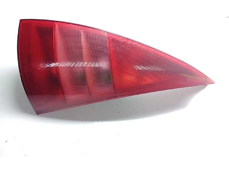 Recambio de piloto trasero derecho para citroen c3 referencia OEM IAM 2556  