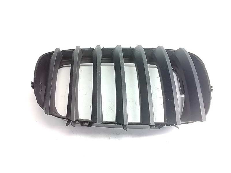 Recambio de rejilla paragolpes derecha para bmw x5 (e70) 3.0 turbodiesel cat referencia OEM IAM 51137171396  
