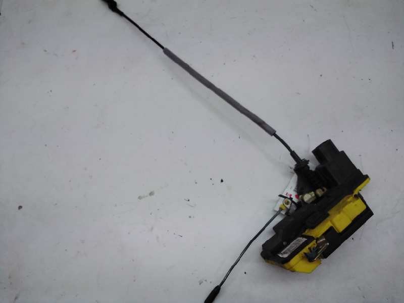 Recambio de cerradura puerta trasera derecha para volvo xc70 d5 awd kinetic referencia OEM IAM 3066050  