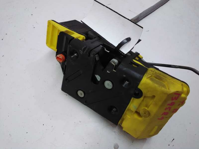 Recambio de cerradura puerta trasera derecha para volvo xc70 d5 awd kinetic referencia OEM IAM 3066050  