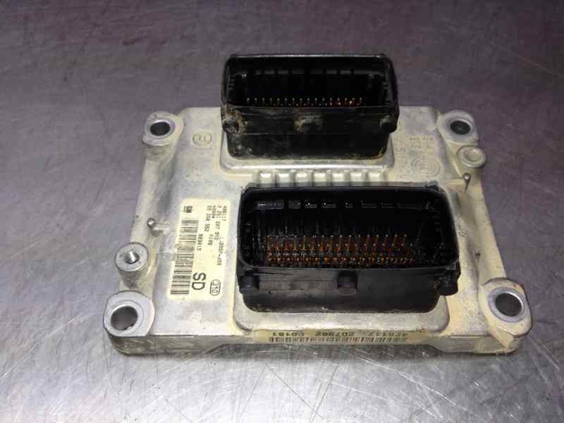 Recambio de centralita motor uce para opel corsa c 1.2 16v cat (z 12 xe / lw4) referencia OEM IAM 0261207962 226 