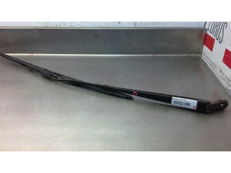 Recambio de brazo limpia delantero derecho para citroen xsara picasso 2.0 hdi exclusive referencia OEM IAM   