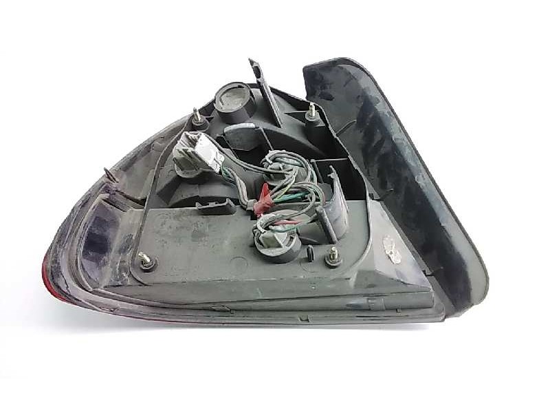 Recambio de piloto trasero derecho para honda civic berlina 3/4 (ej/ek) referencia OEM IAM   45811