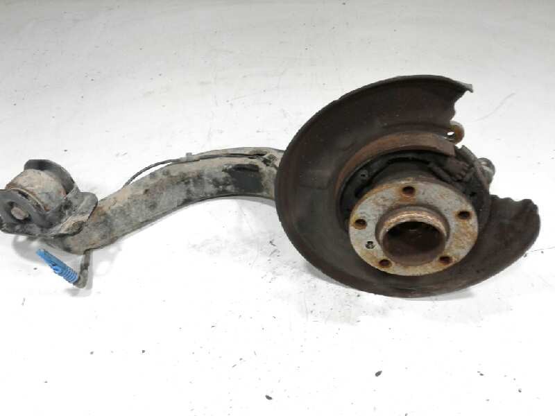 Recambio de mangueta trasera izquierda para bmw x3 (e83) 2.0d referencia OEM IAM 33303420501 341325102 