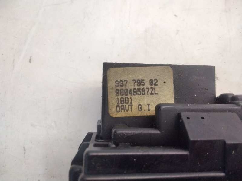 Recambio de mando limpia para citroen saxo 1.5 d sx referencia OEM IAM 96049597ZL  