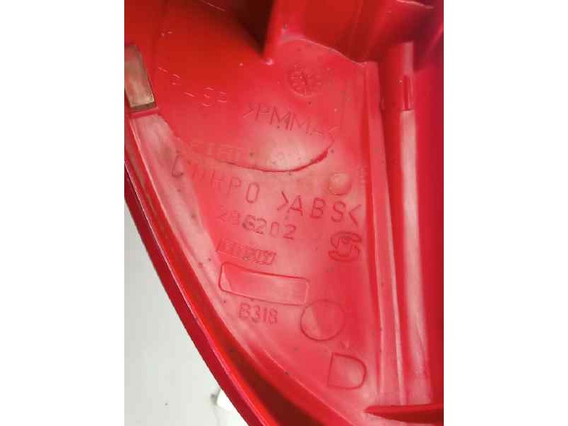 Recambio de piloto trasero derecho para fiat punto berlina (188) 1.9 diesel eco referencia OEM IAM   46300
