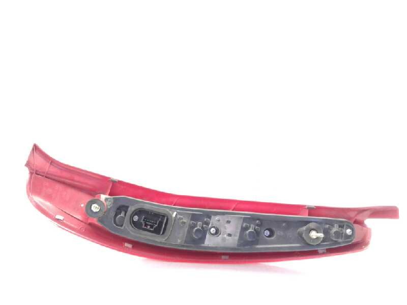 Recambio de piloto trasero izquierdo para fiat punto berlina (188) 1.9 diesel eco referencia OEM IAM 286311  46301