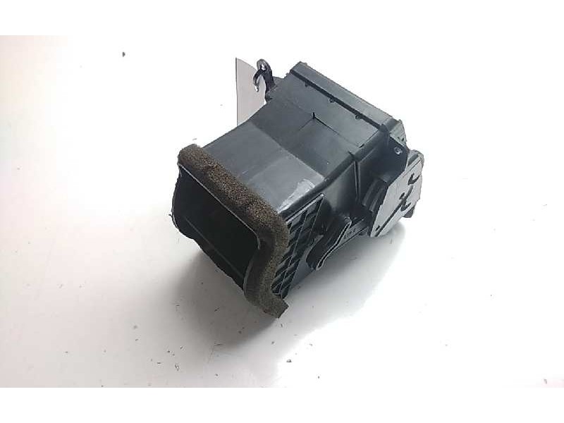 Recambio de aireador central para hyundai getz (tb) 1.3 gls referencia OEM IAM   