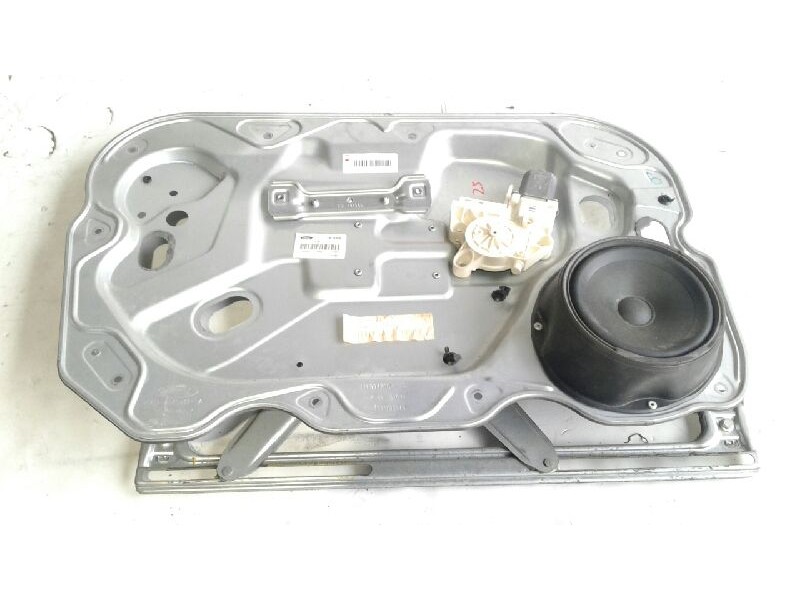 Recambio de elevalunas delantero izquierdo para ford focus berlina (cap) ghia referencia OEM IAM 984562108  
