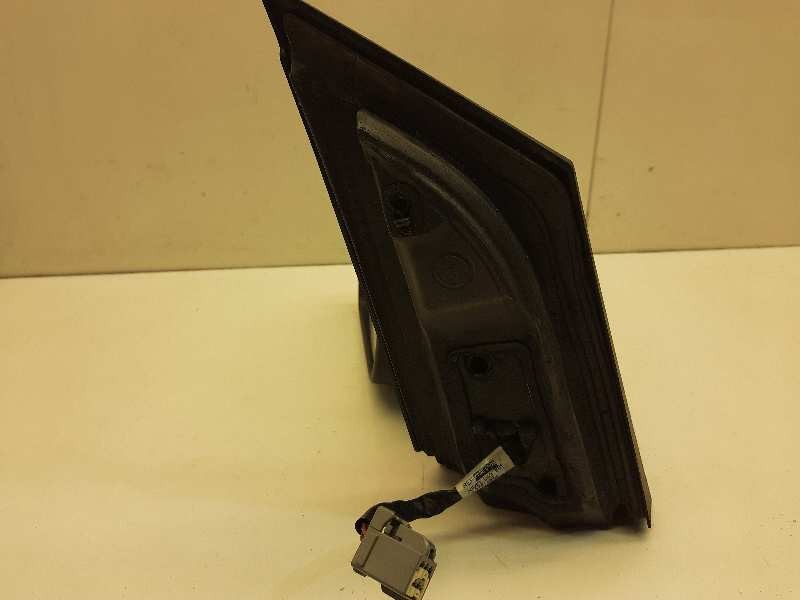 Recambio de retrovisor izquierdo para ford focus berlina (cap) ghia referencia OEM IAM 4M5117683JA  