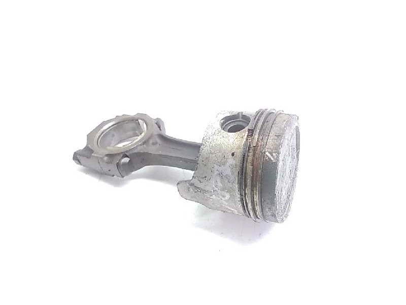 Recambio de biela para lancia delta 1.6 turbo cat referencia OEM IAM   