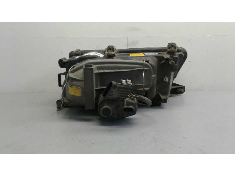 Recambio de faro izquierdo para alfa romeo 155 referencia OEM IAM   