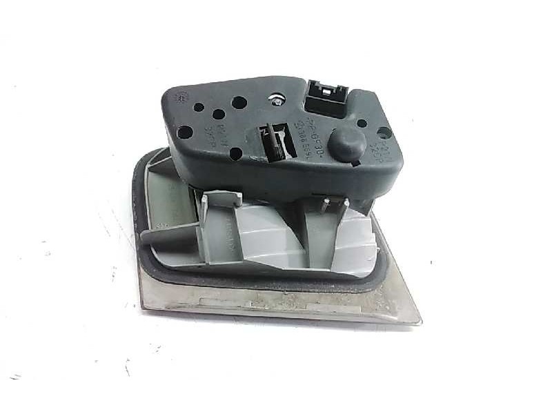 Recambio de piloto trasero izquierdo porton para bmw serie 3 berlina (e46) 320d referencia OEM IAM 6910537  