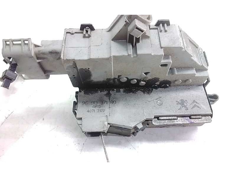 Recambio de cerradura puerta trasera izquierda para citroen c4 berlina exclusive referencia OEM IAM 9681337180  