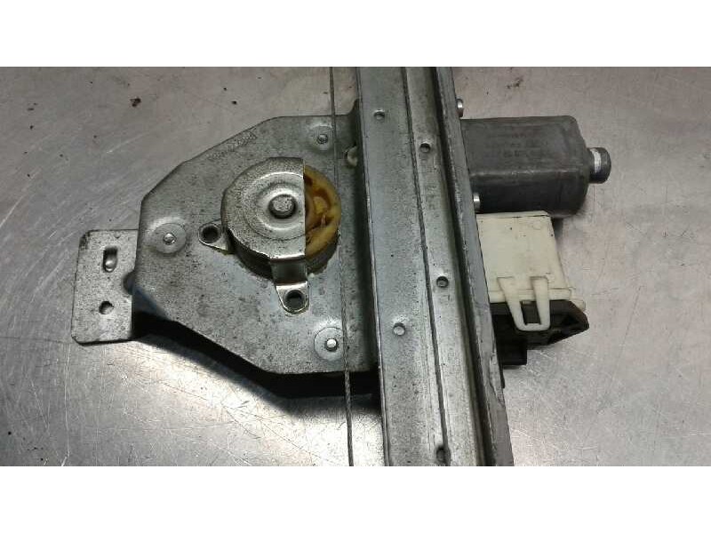 Recambio de elevalunas trasero izquierdo para citroen c4 berlina exclusive referencia OEM IAM   