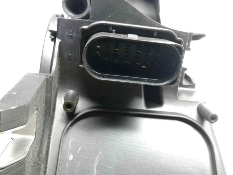 Recambio de faro xenon derecho para audi a1 (8x) referencia OEM IAM 8X0941044  