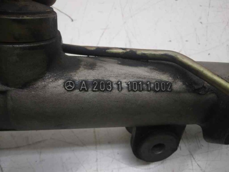 Recambio de caja direccion para mercedes clase c (w203) sportcoupe c 200 cdi (la) (203.707) referencia OEM IAM A2031101002  