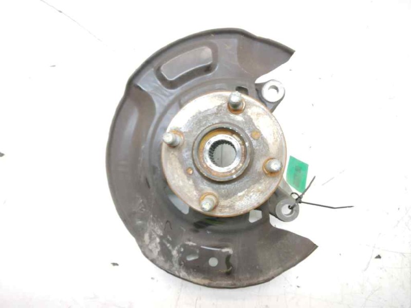 Recambio de mangueta delantera derecha para toyota yaris hybrid feel referencia OEM IAM   