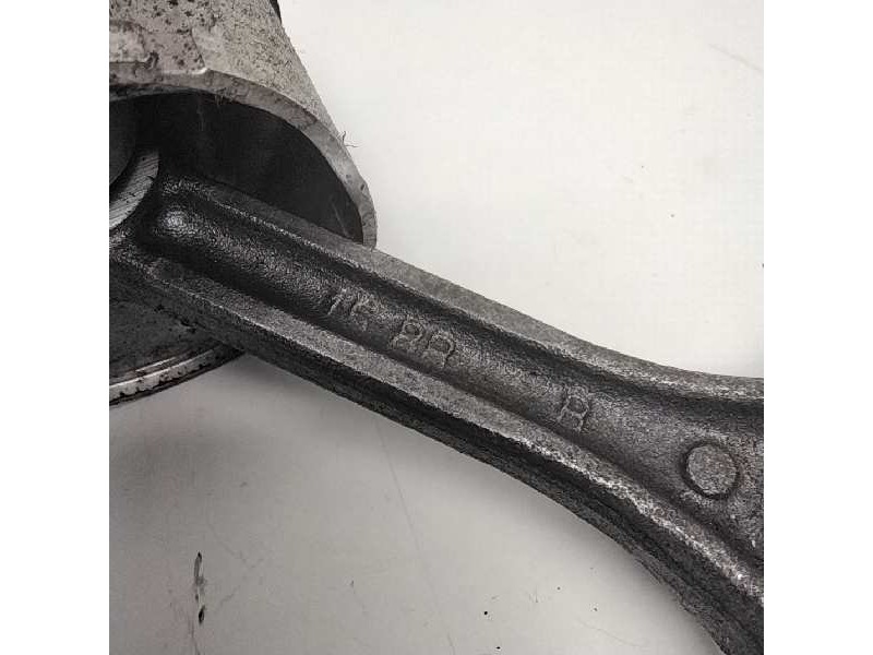 Recambio de biela para hyundai accent (x3) 1.5 cat referencia OEM IAM 158B  46881