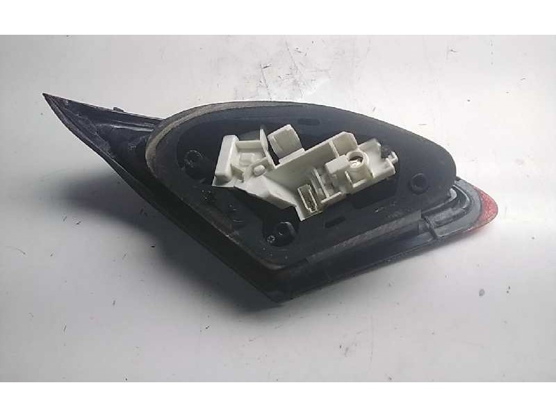 Recambio de piloto trasero derecho porton para opel astra j lim. excellence referencia OEM IAM 090098  