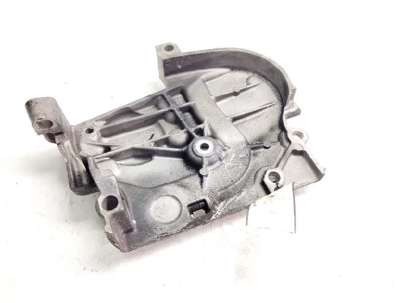 Recambio de tapa distribucion exterior para renault megane ii berlina 5p expression referencia OEM IAM   