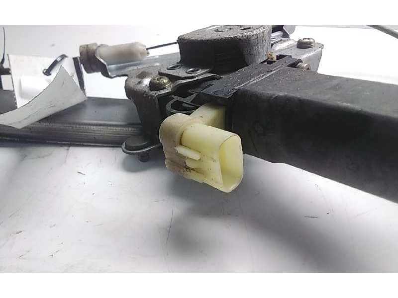 Recambio de elevalunas delantero izquierdo para hyundai getz (tb) 1.3 gls referencia OEM IAM   
