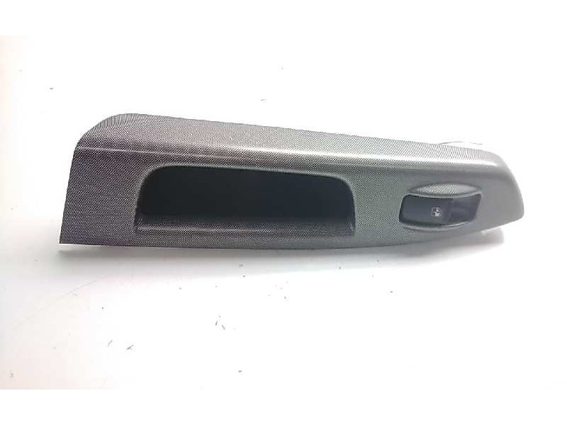 Recambio de mando elevalunas trasero derecho para hyundai getz (tb) 1.3 gls referencia OEM IAM   