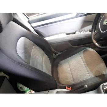 skoda superb combi (3t5) del año 2009