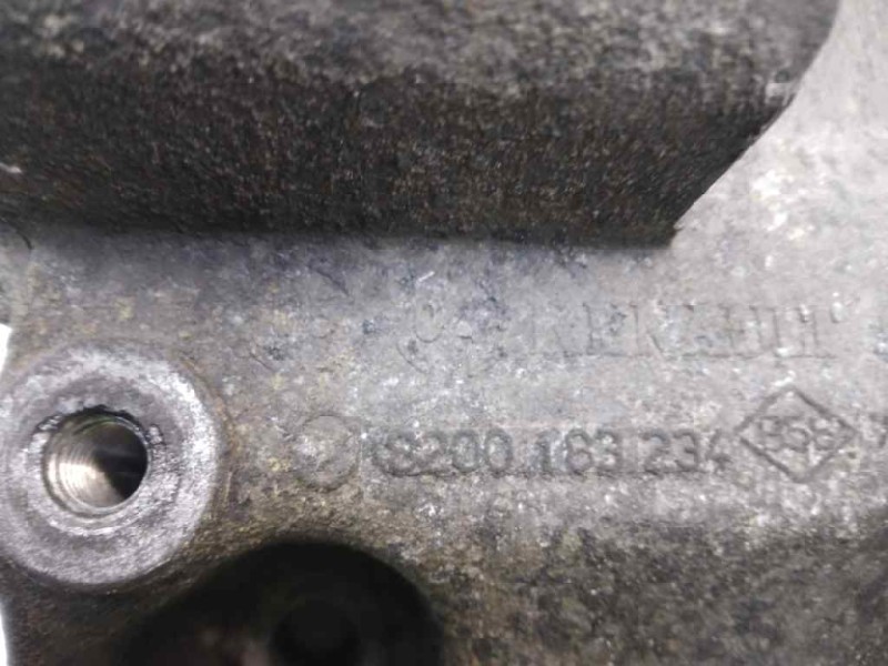 Recambio de soporte alternador para opel vivaro combi 2.7t corto referencia OEM IAM 8200163234  