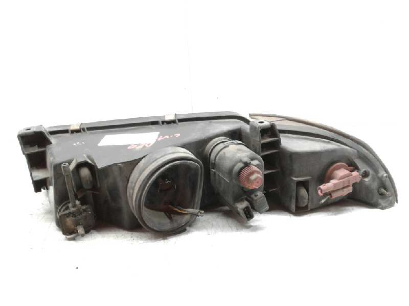 Recambio de faro derecho para chrysler stratus berlina (ja) 2.5 v6 lx referencia OEM IAM 04630152  