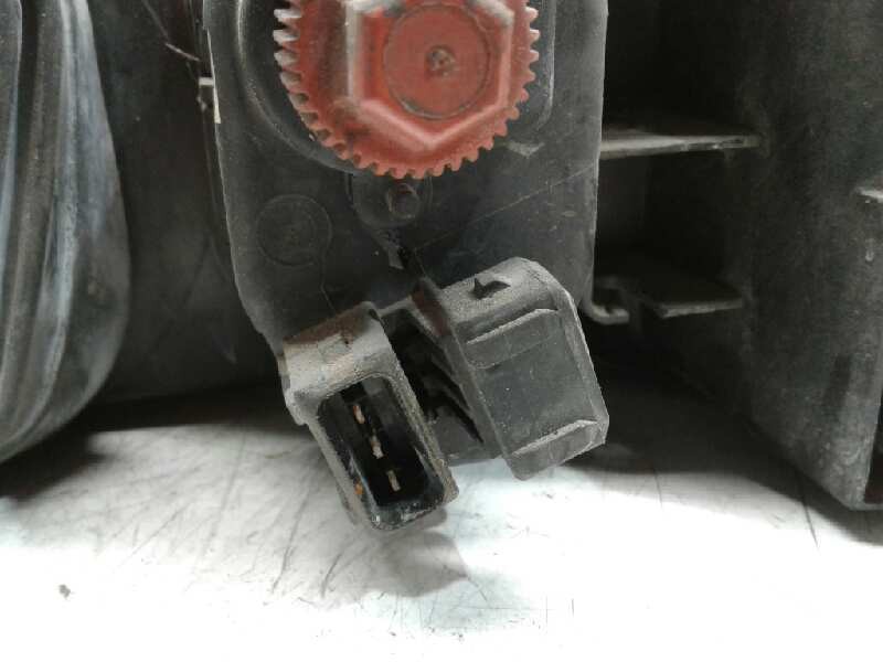 Recambio de faro derecho para chrysler stratus berlina (ja) 2.5 v6 lx referencia OEM IAM 04630152  