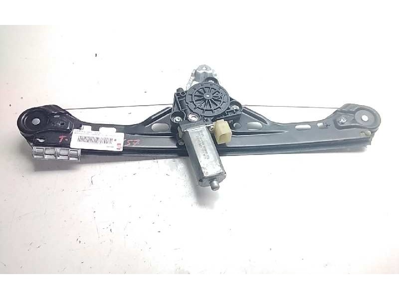 Recambio de elevalunas trasero izquierdo para mercedes clase c (w203) familiar c 220 t cdi (203.206) referencia OEM IAM A2038202