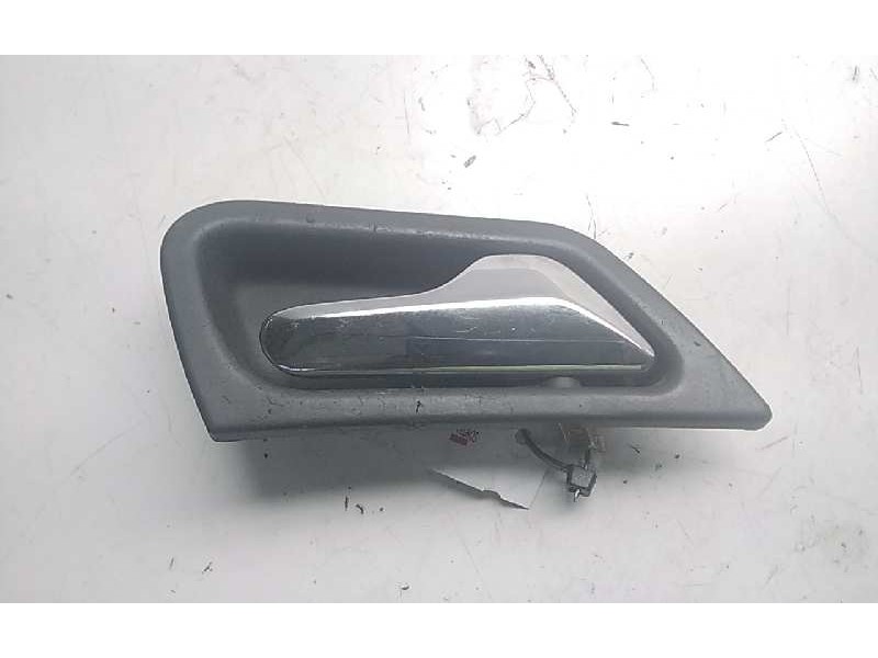 Recambio de maneta interior delantera derecha para mercedes clase c (w203) familiar c 220 t cdi (203.206) referencia OEM IAM A31