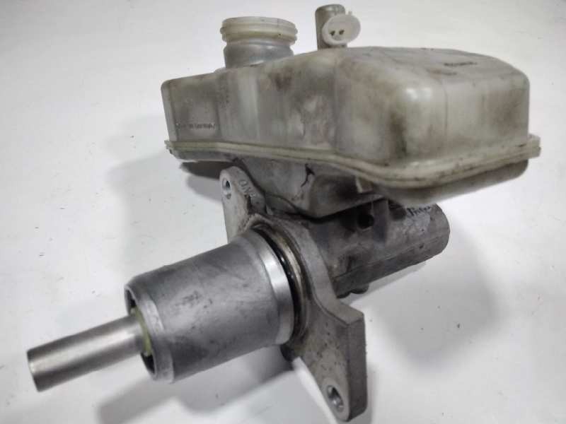 Recambio de bombin freno para mercedes sprinter 02.00  caja cerrada 2.7 cdi cat referencia OEM IAM 32067025  