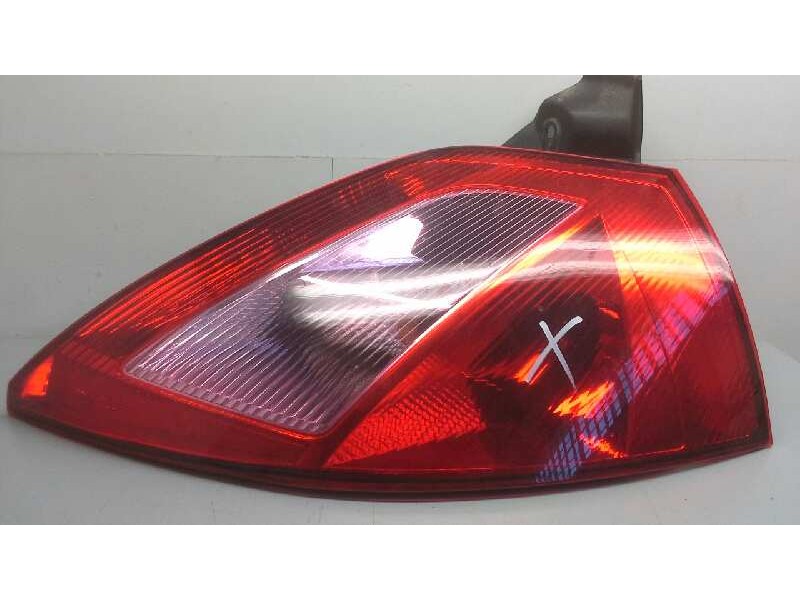 Recambio de piloto trasero derecho para renault megane ii berlina 5p authentique referencia OEM IAM 8200073237  